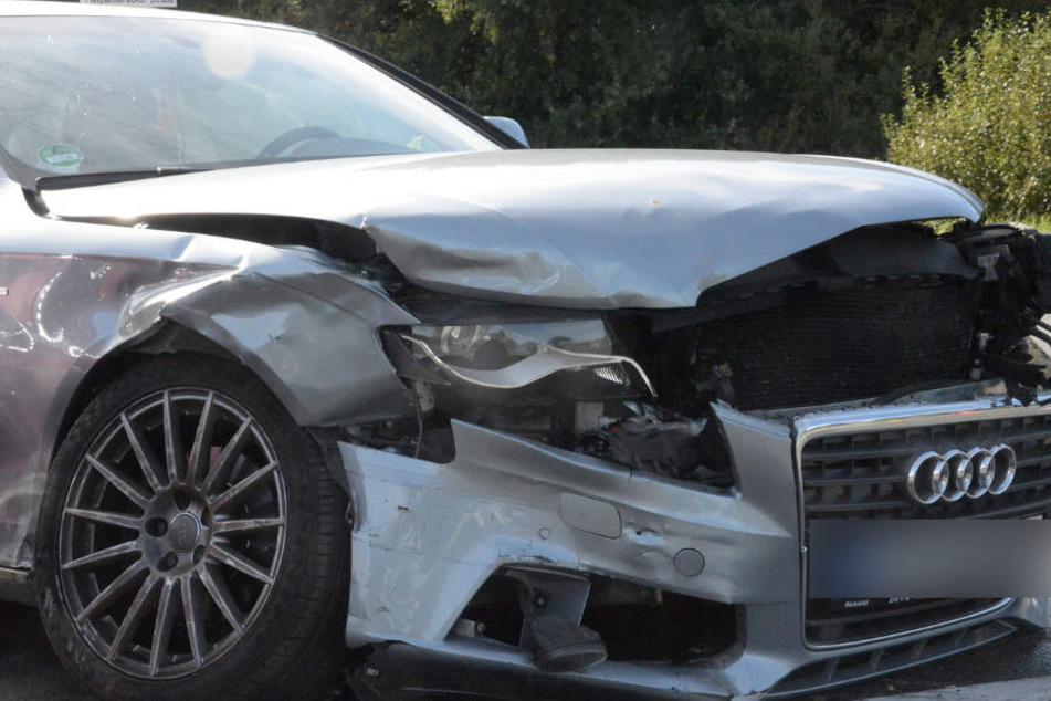Die Front des Audi war komplett zerstört.