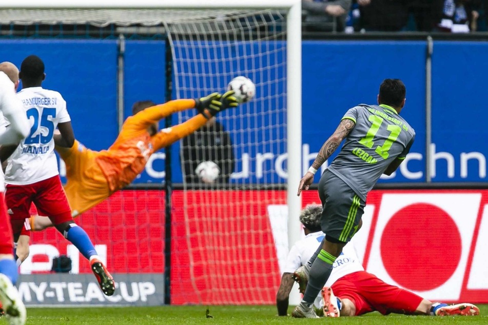 Im letzten Duell zwischen dem HSV und dem FC Ingolstadt ließ Dario Lezcano HSV-Keeper Julian Pollersbeck keine Chance und netzte zum Führungstreffer ein.