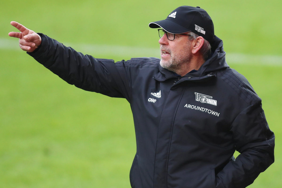 Union-Coach Urs Fischer (55) erwartet am Sonntag gegen Arminia Bielefeld aufgrund des Trainerwechsels eine verändert auftretende Heimmannschaft.