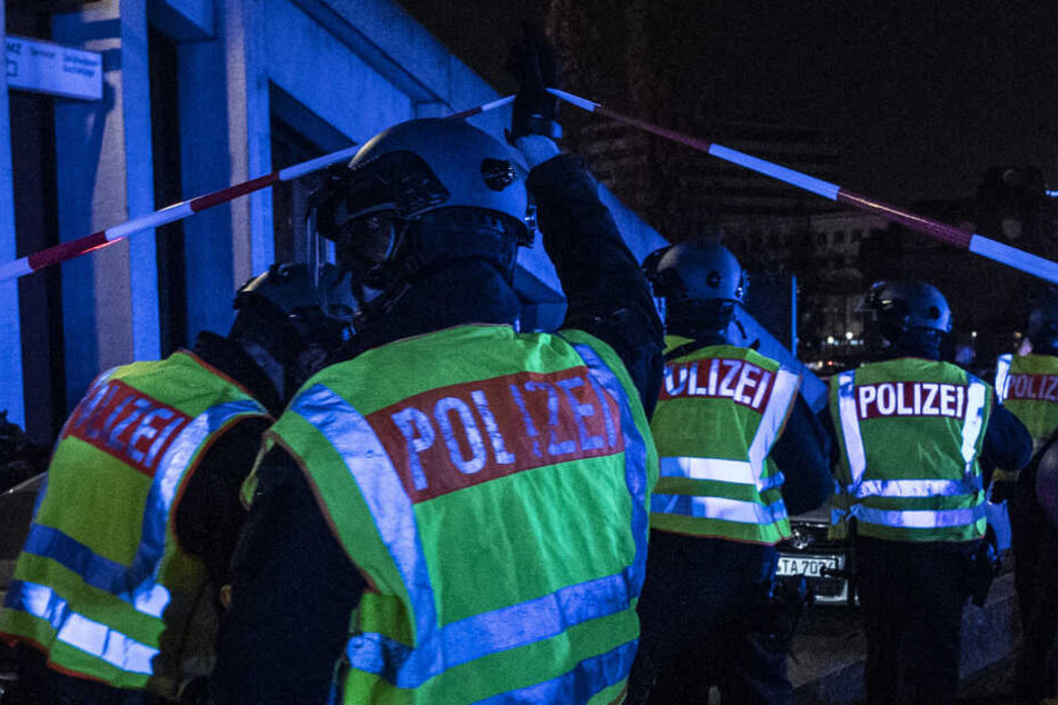 Die Polizei ermittelt noch zu den Hintergründen.