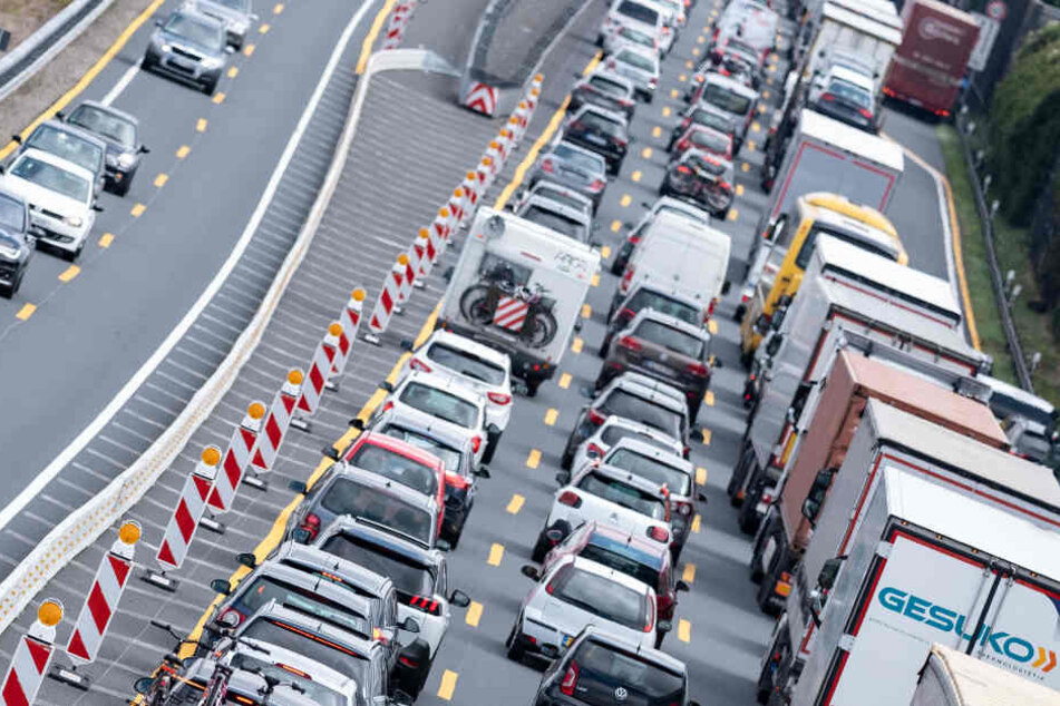 Der Verkehr soll von den Bauarbeiten möglichst wenig betroffen sein. (Symbolbild)