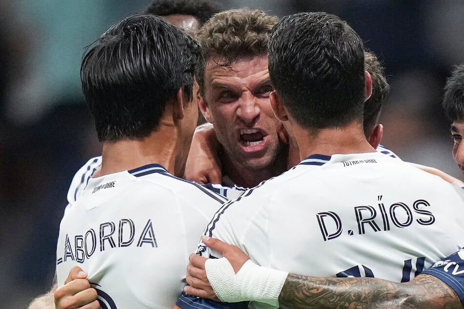 Tor-Premiere in der Nachspielzeit: Vor wenigen Tagen feierte Thomas Müller (35) sein siegreiches Elfmetertor mit den Whitecaps.