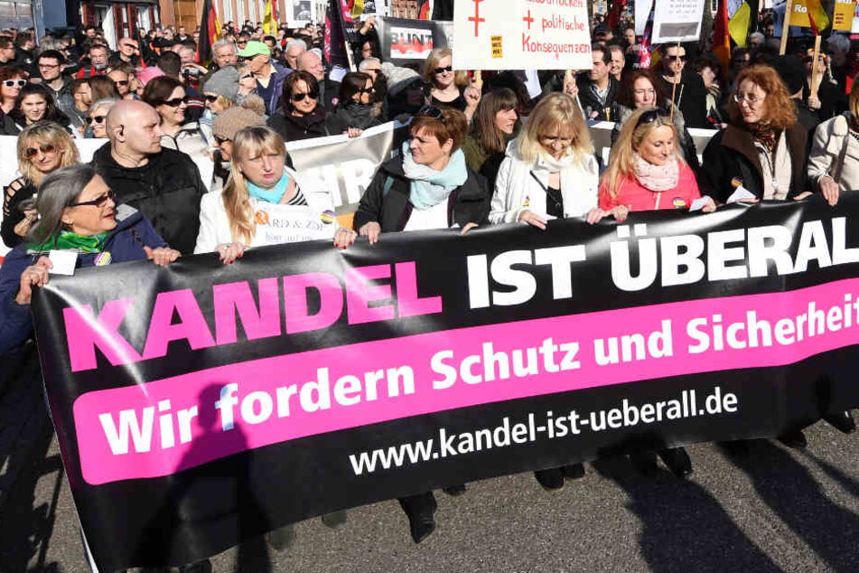 Die Gruppierung "Kandel ist überall" demonstrierte schon mehrmals in der pfälzischen Stadt Kandel.