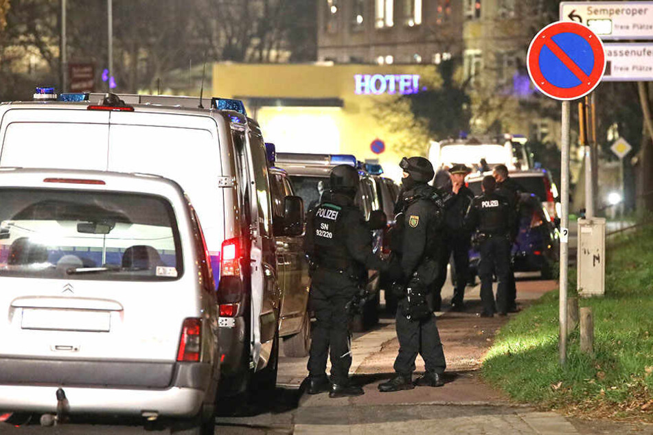Am Samstagabend kam es in der Dresdner Innenstadt zu einem Polizeieinsatz