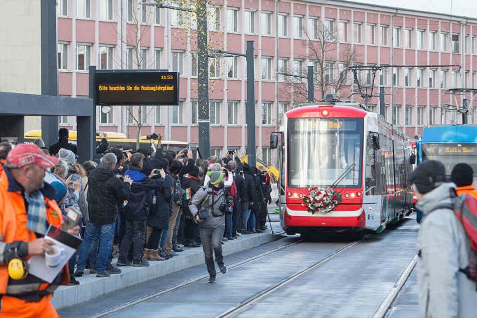 Besonders auf der neuen Uni-Linie kam es zu Verkehrschaos.