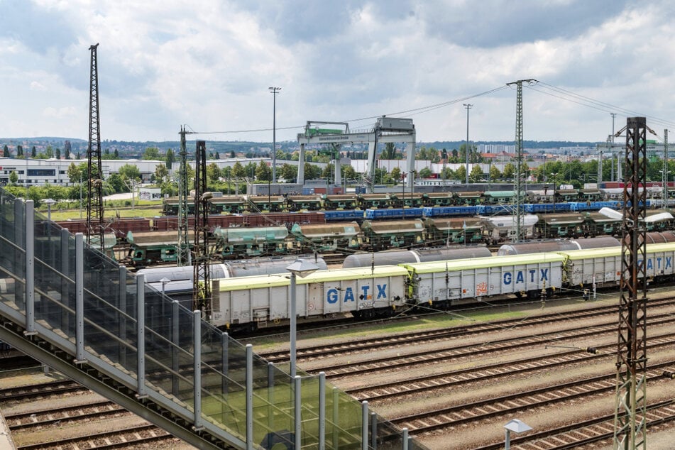 Das Eisenbahntheater wird seine Vorführung auf dem Abstellgleis in Dresden-Friedrichstadt geben.