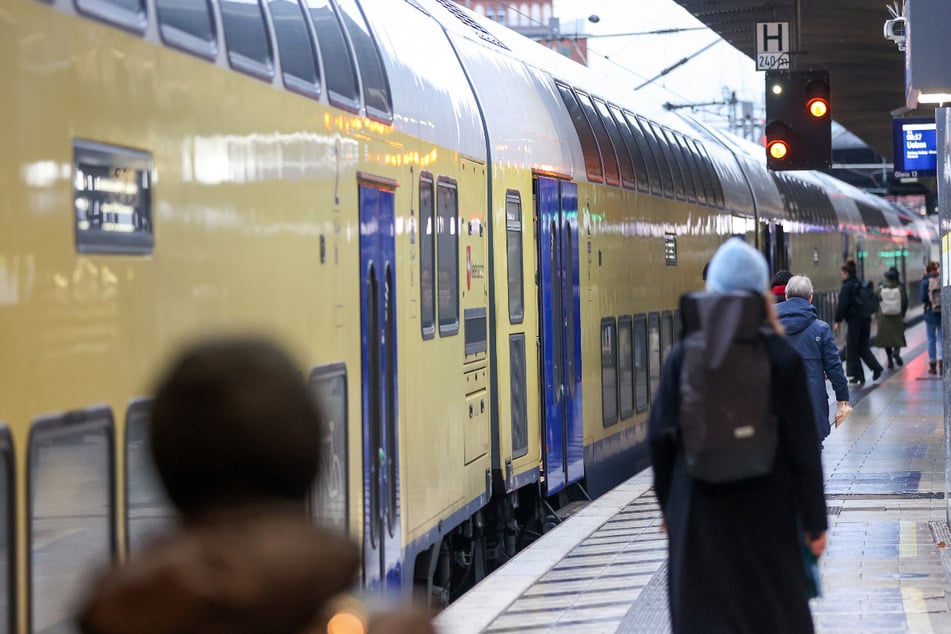 Die Türen des Metronoms hatten sich direkt vor der Mutter verschlossen. (Symbolbild)