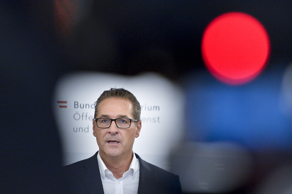 Die FPÖ hatte ihren langjährigen Ex-Chef Heinz-Christian Strache (51) nach den Wirren um das Ibiza-Video und eine Spesenaffäre aus der Partei ausgeschlossen.