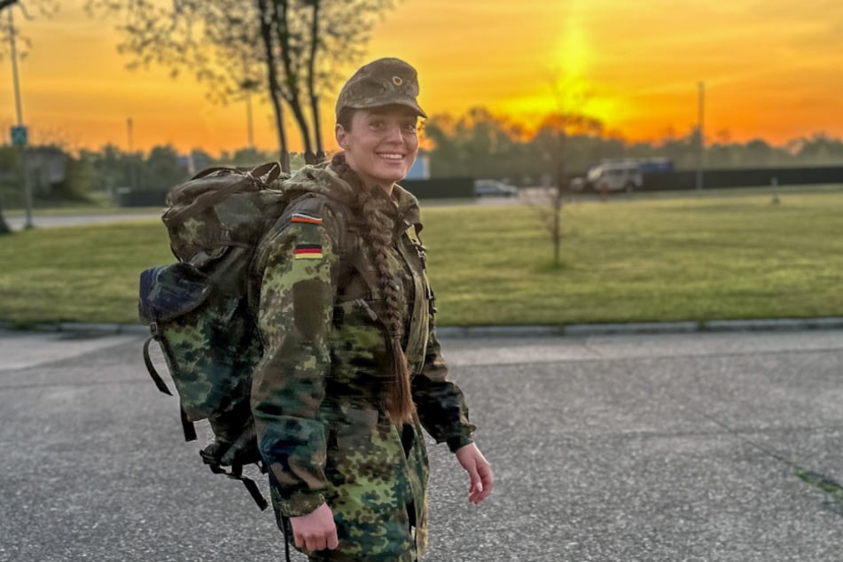 Im Frühjahr absolvierte Pauline Schäfer-Betz den Feldwebel-Lehrgang bei der Bundeswehr. Danach wurde sie operiert.