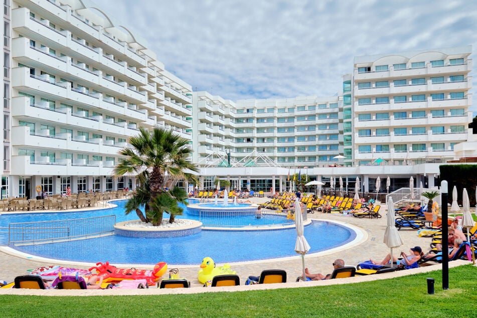Der 80-Jährige ertrank im Pool einer Ferienanlage auf Mallorca. (Symbolbild)
