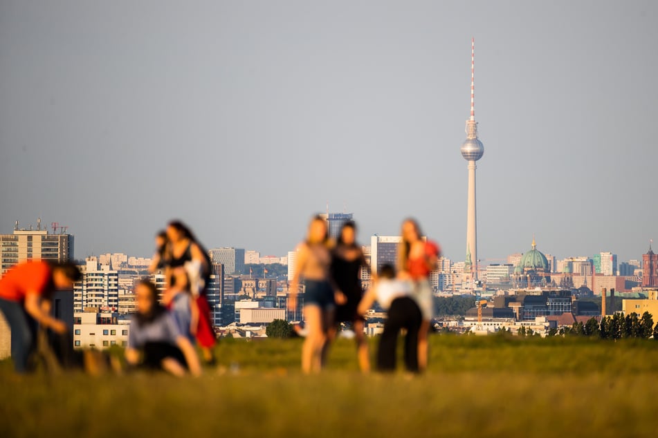 Die Bevölkerungserhebung Zensus 2022 hat ergeben, dass Berlins Einwohnerzahl gesunken ist. (Symbolbild)