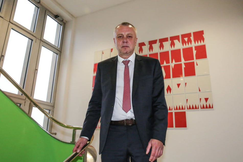 Kultusminister Frank Haubitz konnte in der CDU immerhin eine "Verbeamtung light" durchsetzen.