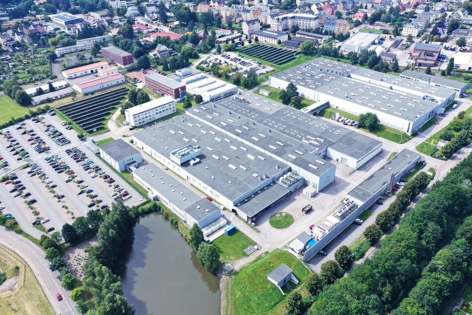 Der Vitesco-Standort in Limbach-Oberfrohna aus der Luft. 1400 Mitarbeiter waren hier mal tätig. Jetzt geht es wieder bergauf.