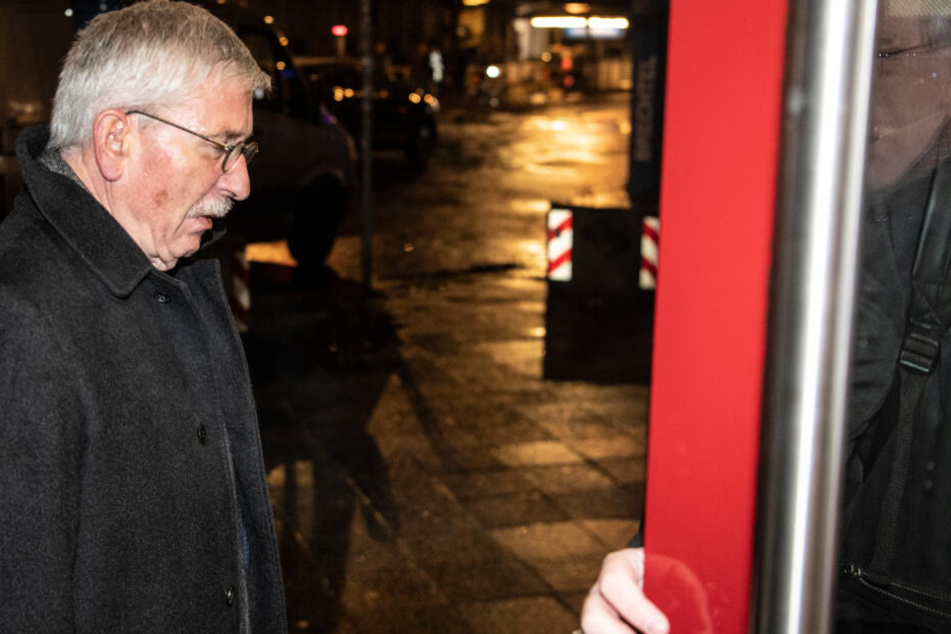 Der ehemalige Berliner Finanzsenator Thilo Sarrazin (SPD) kommt zur mündlichen Verhandlung im Berufungsverfahren über seinen Ausschluss aus der Partei. (Archivbild)