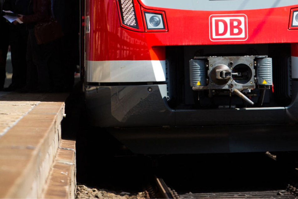 Auf der Linie S6 kommt es zu Verspätungen, Ausfällen und Umleitungen (Symbolbild).