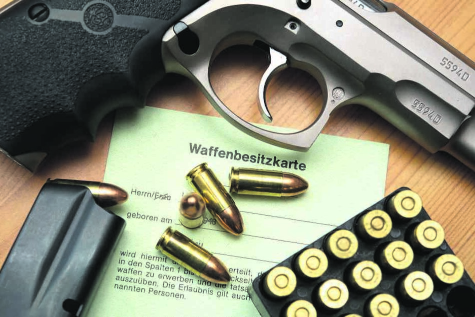 In Chemnitz gibt es immer mehr Waffenbesitzer und Waffen. Doch die Stadt kontrolliert die Schießeisen und ihre Nutzer nicht.