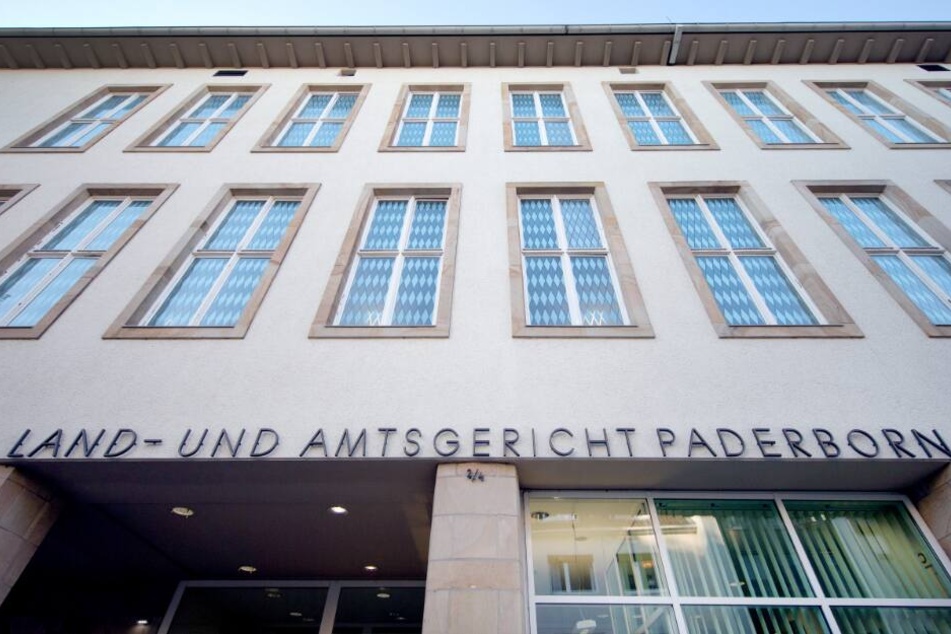 Vor dem Landgericht Paderborn muss sich der 63-Jährige demnächst verantworten.