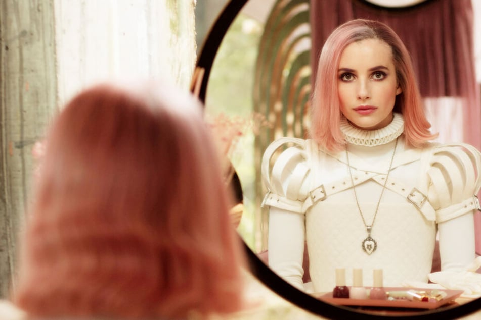 Uma (Emma Roberts) ahnt, dass auf der Insel einiges schief läuft.