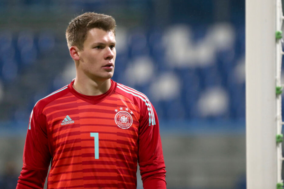 Alexander Nübels (22) Vertrag bei Schalke 04 endet 2020. Königsblau will verlängern, will der U21-Nationalkeeper auch oder wechselt er noch in diesem Sommer?