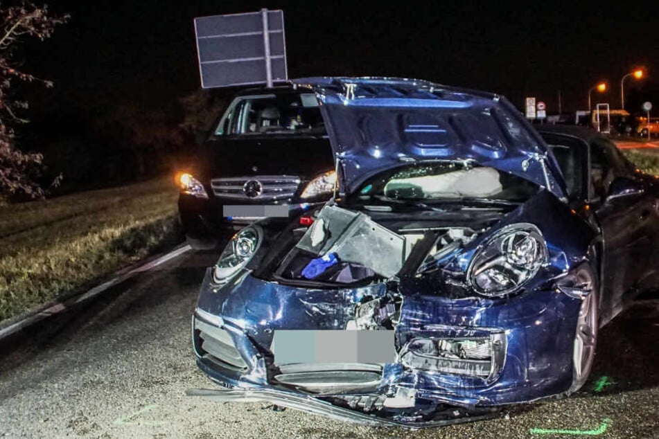 Der Porsche-Fahrer blieb trotz seines riskanten Überholmanövers unverletzt.