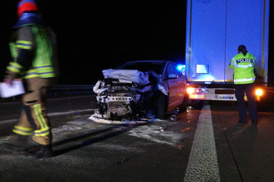 Mehrere Fahrzeuge wurden in den Unfall verwickelt.