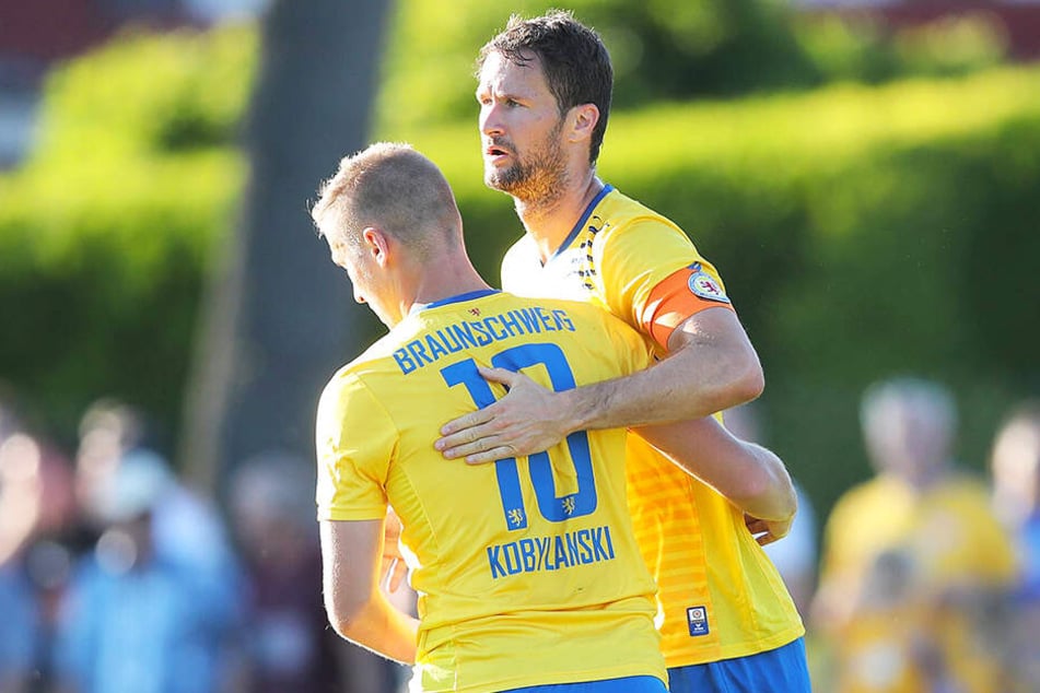 Die beiden Königstransfers von Eintracht Braunschweig: Nick Proschwitz (r.) und Martin Kobylanski (l.) sorgen für einen Qualitätssprung bei den "Löwen".