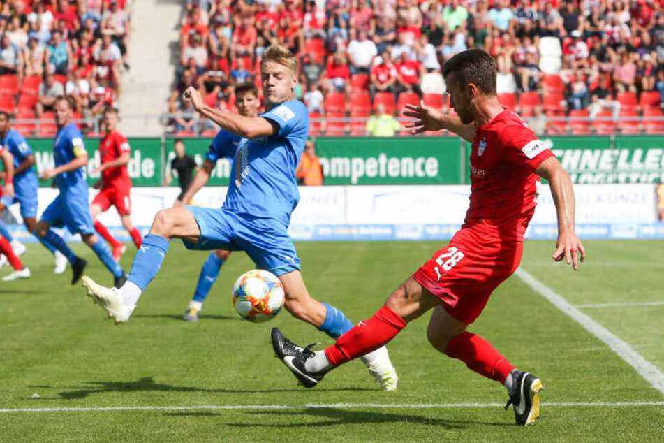 Feiert Nils Miatke vom FSV Zwickau (r.) am Sonntag sein Comeback?