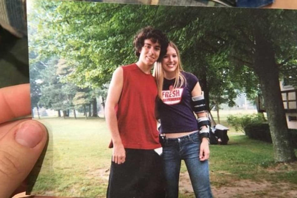 Das Foto zeigt Kevin mit seiner damals besten Freundin.