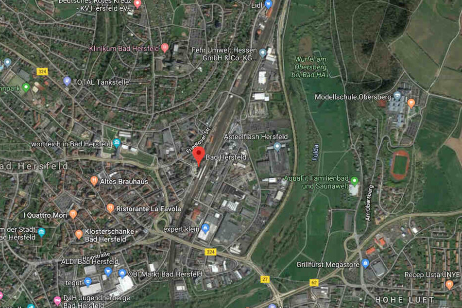 Der Täter konnte noch am Bahnhof von Bad Hersfeld festgenommen werden.