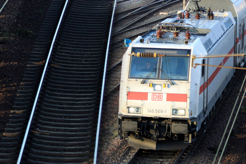 Deutsche Bahn vergisst Bonn: Intercity stoppt erst in Koblenz!