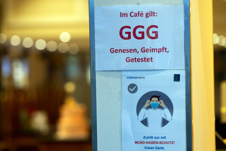 Der Ilm-Kreis wird ab sofort die 3-G-Regel in geschlossenen Räumen anwenden. Grund dafür sind steigende Infektionszahlen. Aktuell liegt die Region in Warnstufe 1 des Thüringer Frühwarnsystems. (Symbolfoto)