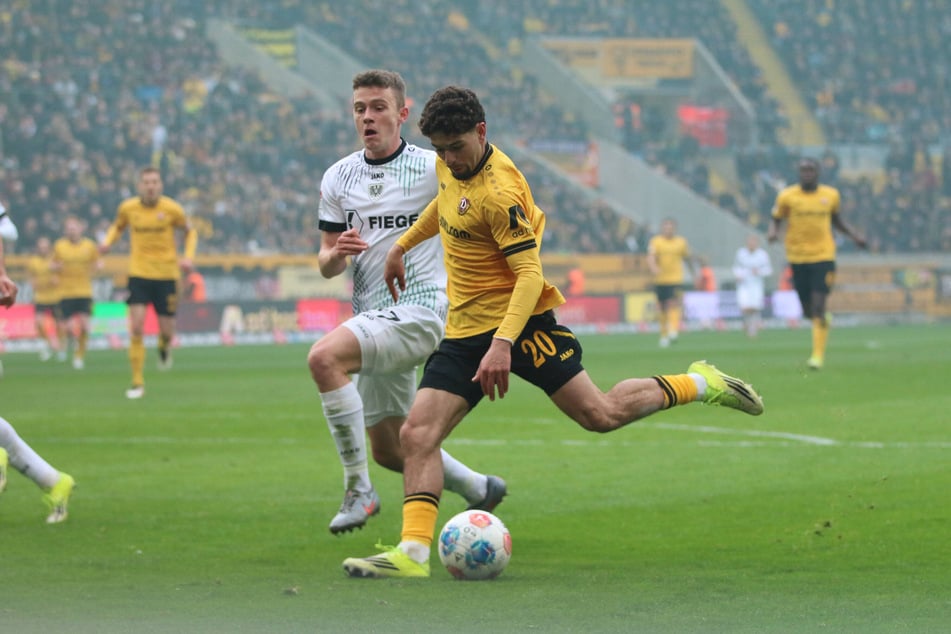 Der Dosenöffner im Spiel gegen Münster: Ben Bobzien (v.) traf mit diesem Schuss zum frühen 1:0.