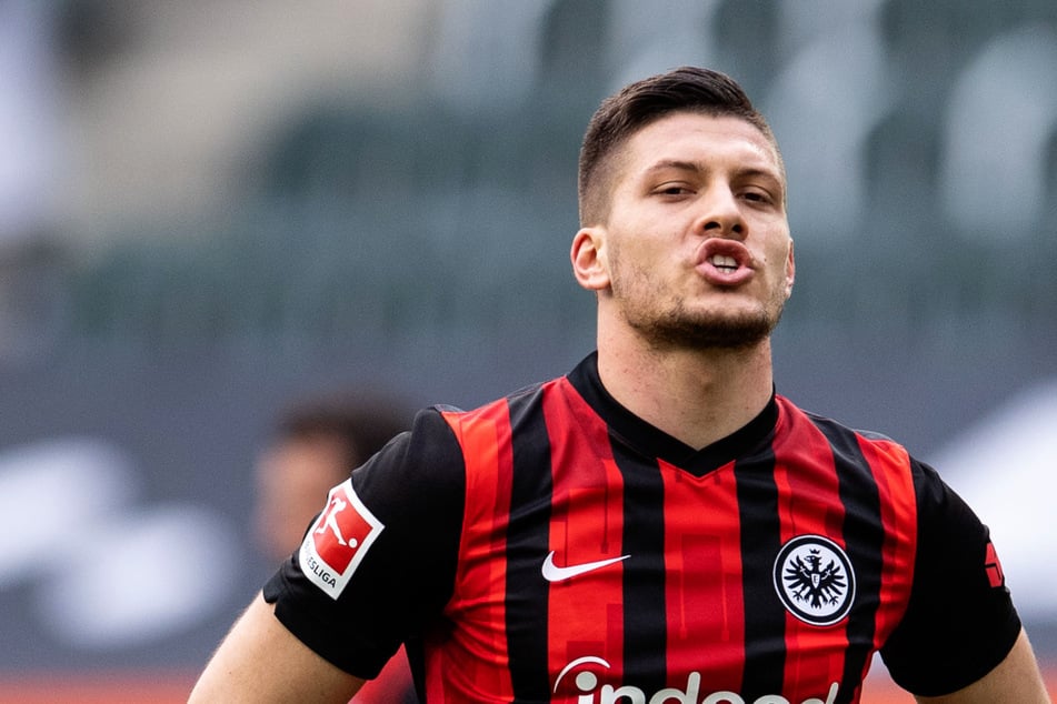 Die beste Zeit seiner Karriere hatte Luka Jovic (27) im Trikot von Eintracht Frankfurt verbracht. Eine kurzzeitige Rückkehr an den Main in der Saison 2020/21 (Foto) verlief aber auch nur durchwachsen.