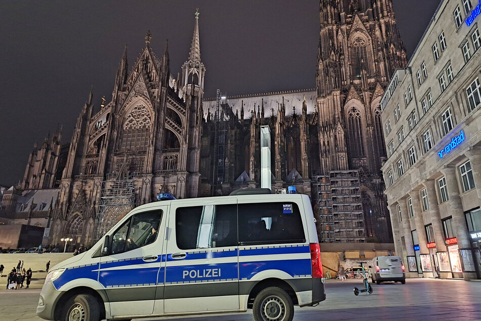 Die Polizei hatte kurz vor Weihnachten Hinweise auf einen möglichen islamistischen Anschlagsplan auf den Kölner Dom erhalten.