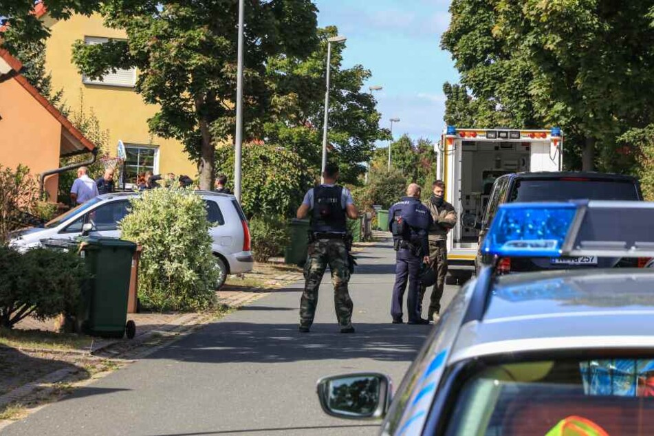 Der Mann löste mit seinem Verhalten in Eisberg einen Großeinsatz aus.