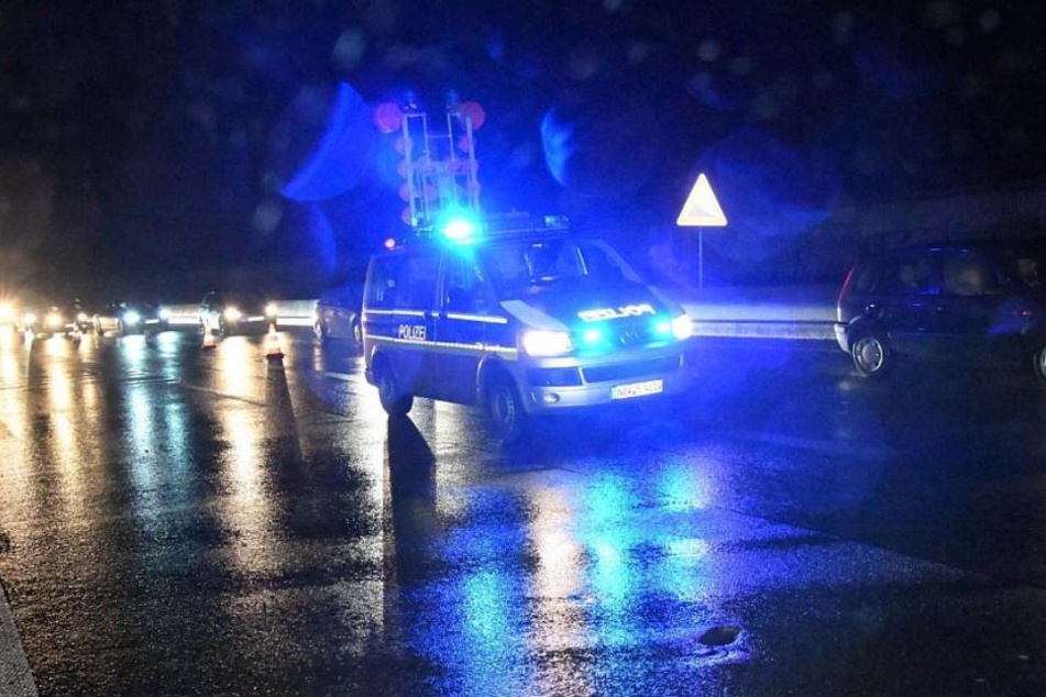 Die A 2 wurde zunächst voll gesperrt.