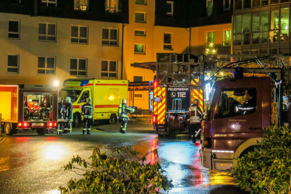 Am Montagabend musste die Feuerwehr nach Aue in die Dr.-Otto-Nuschke-Straße ausrücken.