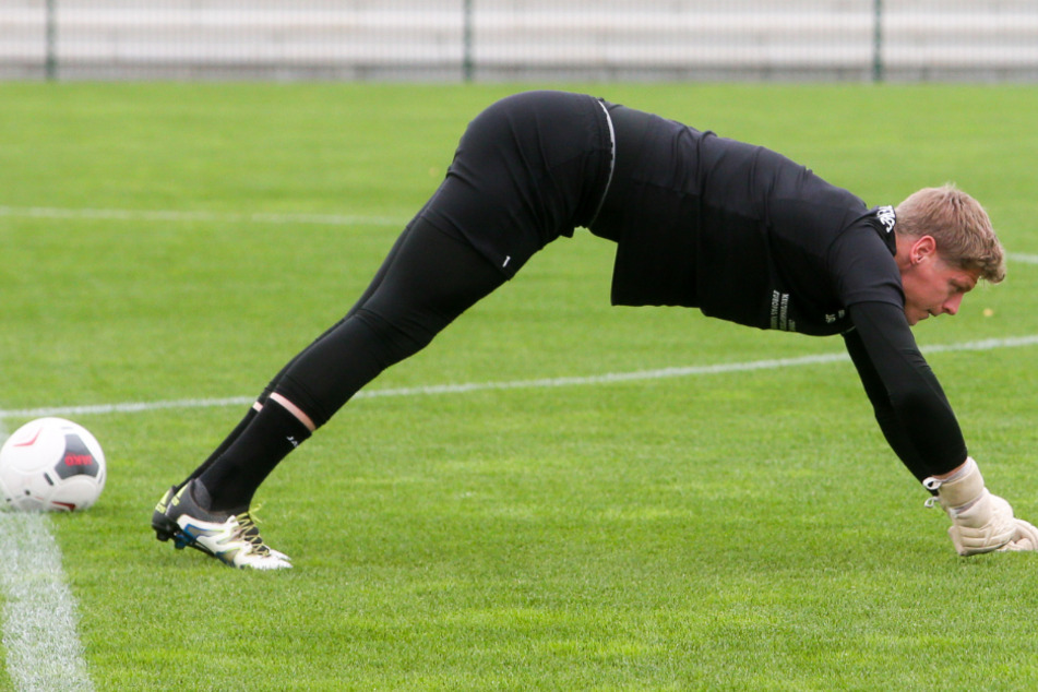 CFC-Keeper Jakub Jakubov (31) kann derzeit wegen Knieproblemen nur individuell trainieren.
