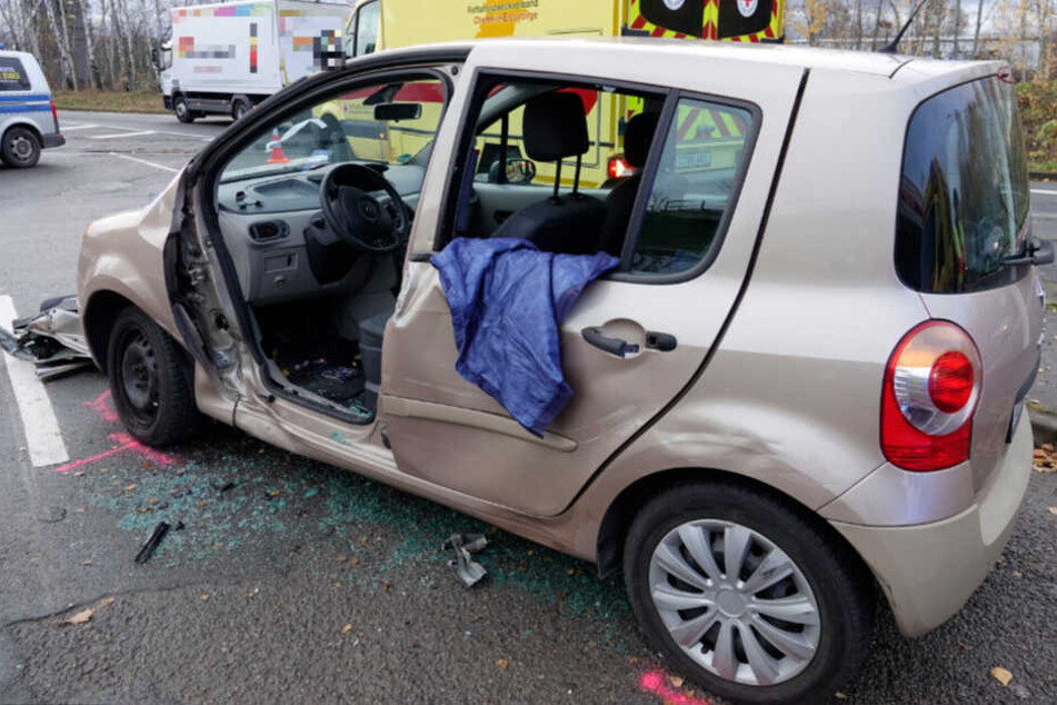 Vorfahrt nicht beachtet? Zwei Verletzte bei Unfall in Chemnitz