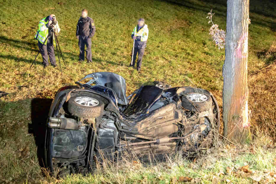 Der Toyota erlitt durch den Aufprall einen Totalschaden.