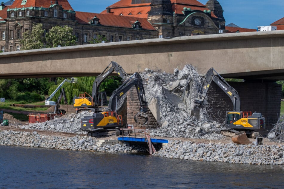 Jetzt aber wirklich! An der Carolabrücke geht's voran