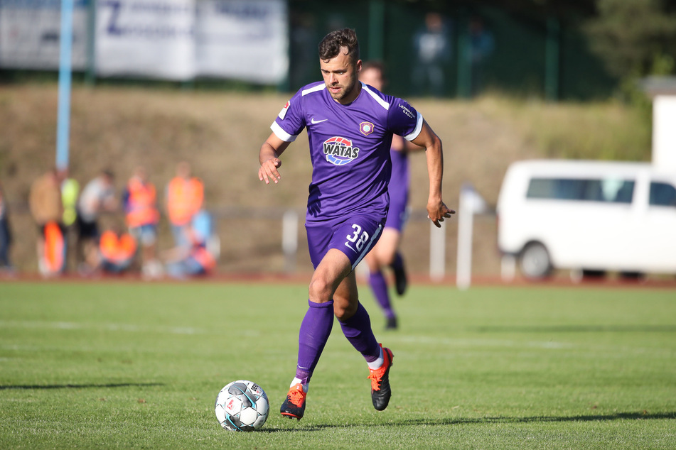 Mittelfeldspieler Robert Herrmann (26) verlässt den FC Erzgebirge Aue.