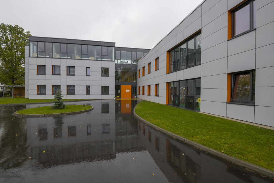 Der Jugendhilfe-Verein "Indira Ghandi" hat sein Stammhaus in der Fürstenstraße. Hier wird Kindern, Jugendlichen und Eltern in Not geholfen.