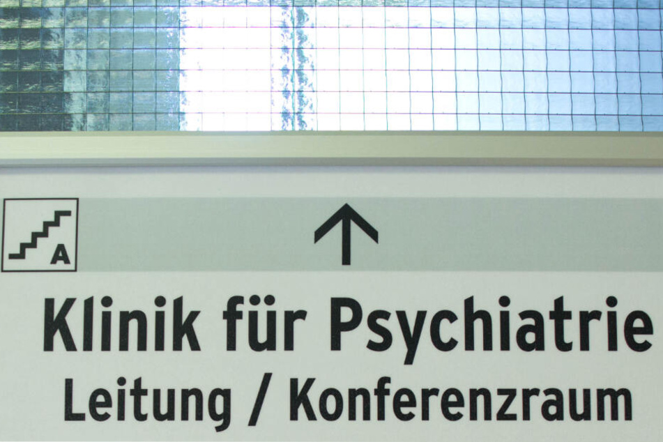 Der Täter leidet an einer psychischen Krankheit und wurde einstweilig in einem psychiatrischen Krankenhaus untergebracht. (Symbolbild)