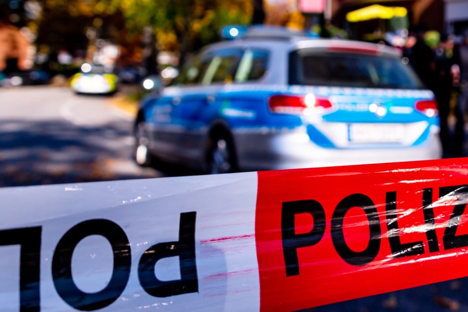 Eine 28 Jahre alte Frau ist im Landkreis Erding in Bayern tot in ihrer Wohnung aufgefunden worden. (Symbolbild)