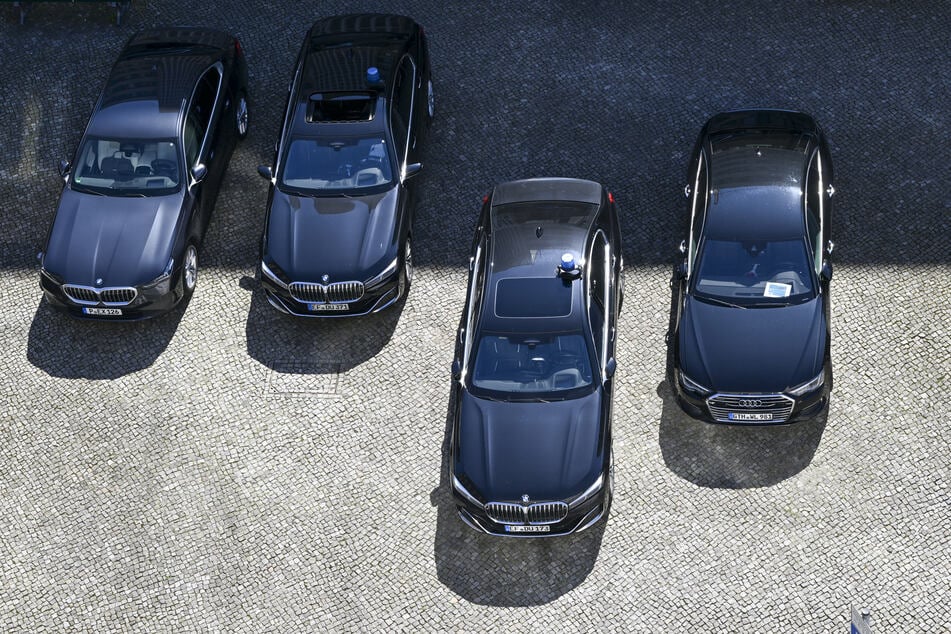 Unter den zehn aufgelisteten Fahrzeugen des Thüringer Kabinetts findet sich nur ein reines E-Auto.
