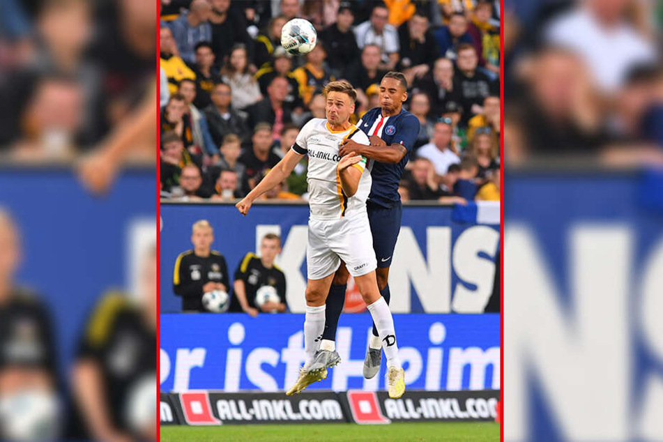 Lucas Röser (l.) beim Kopfballduell mit PSG-Star Thilo Kehrer. Gegen Karlsruhe hat Röser durchaus Chancen auf einen Platz in der Startelf.