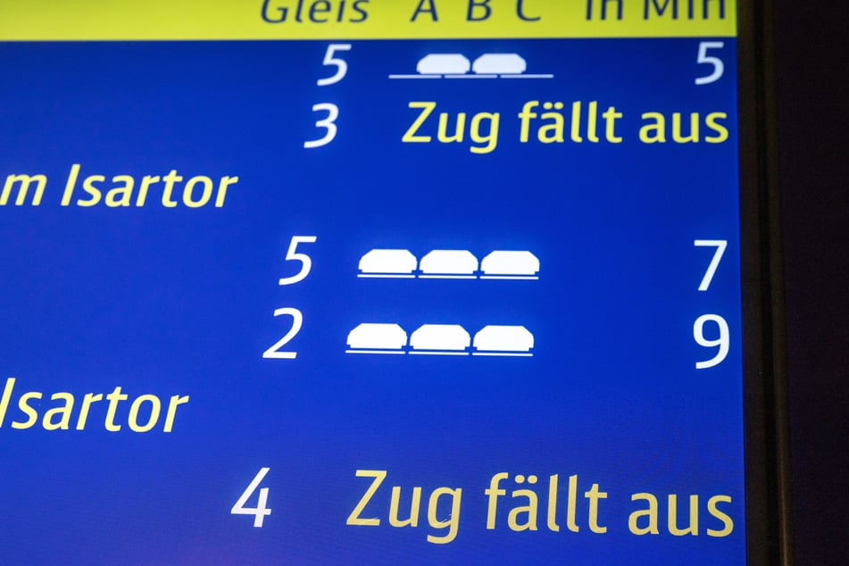 Während der Umstellung auf ein neues Stellwerk kommt es bei der S-Bahn zu Ausfällen und Verzögerungen. (Symbolbild)