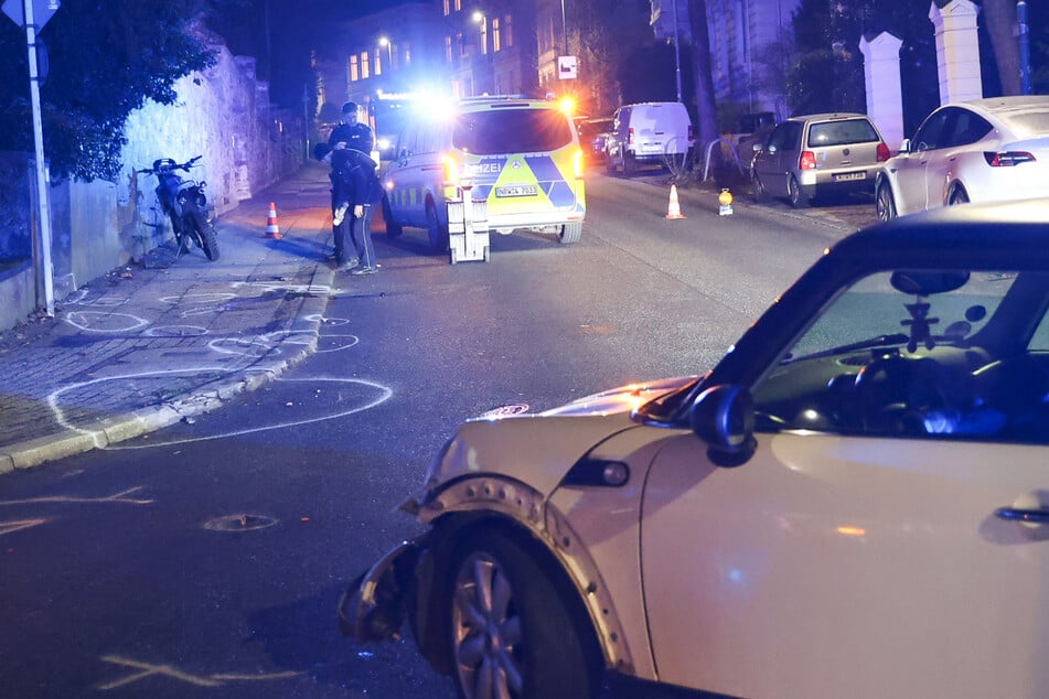 Junger Motorradfahrer bei Unfall schwer verletzt