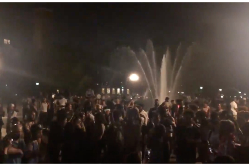 A full-on dance party broke out in Washington Square Park on Sunday night.